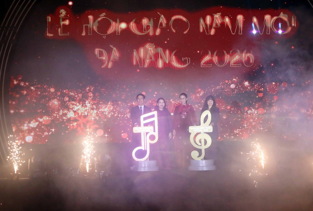 Khai mạc Lễ hội Chào năm mới Đà Nẵng 2026 - Ảnh 1. Khai mạc Lễ hội Chào năm mới Đà Nẵng 2026 - Ảnh 1.
