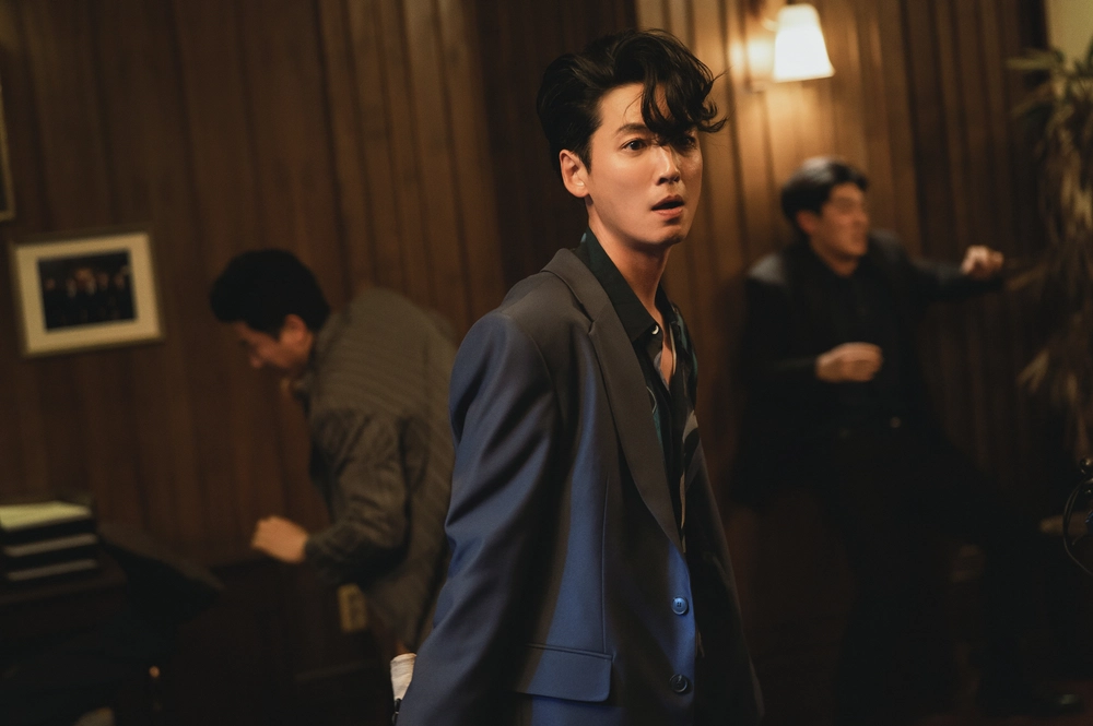 Jung Kyung Ho gây sốt với siêu phẩm hài mới - Ảnh 4.