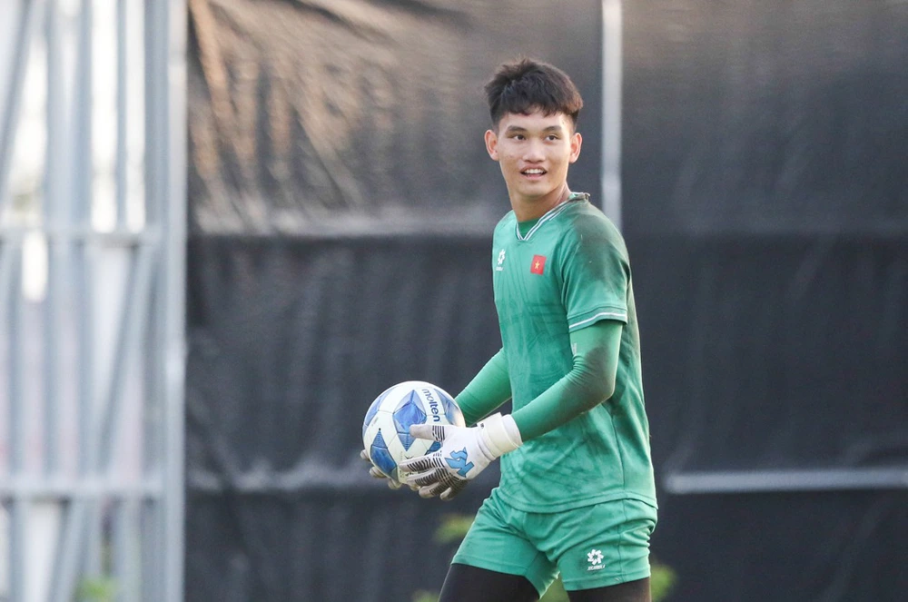 Học trò không kịp hồi phục, HLV Kim Sang Sik triệu tập gấp cầu thủ bổ sung cho VCK U23 châu Á 2026 - Ảnh 1.