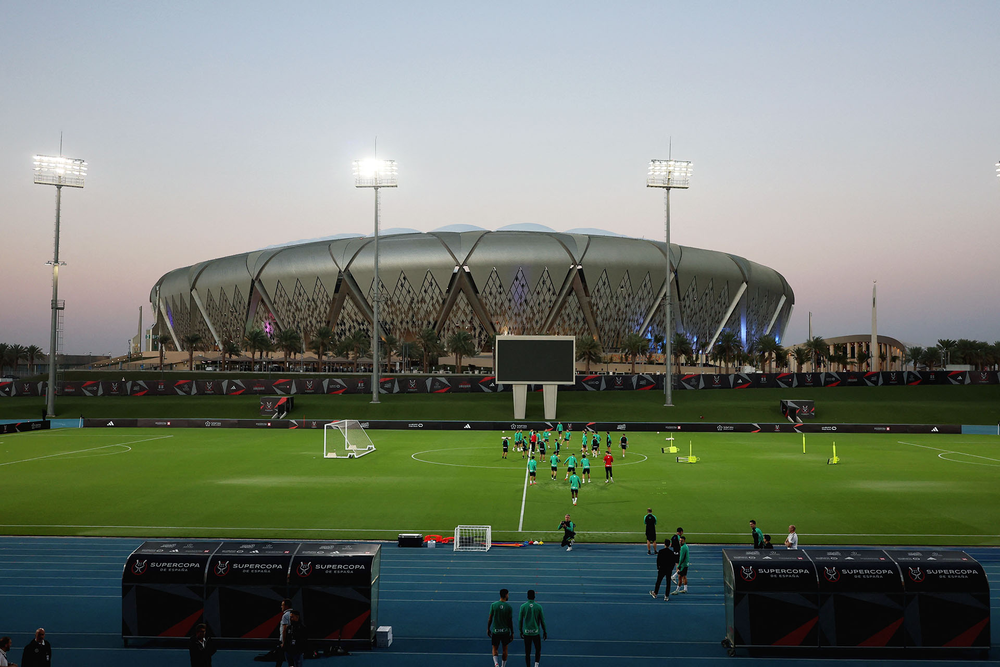 Khám phá sân bóng U23 Việt Nam sẽ thi đấu tại VCK U23 châu Á 2026 - Ảnh 4. Khám phá sân bóng U23 Việt Nam sẽ thi đấu tại VCK U23 châu Á 2026 - Ảnh 4.