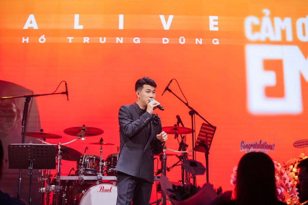 Hồ Trung Dũng lan tỏa thông điệp yêu thương qua album mới - Ảnh 2.