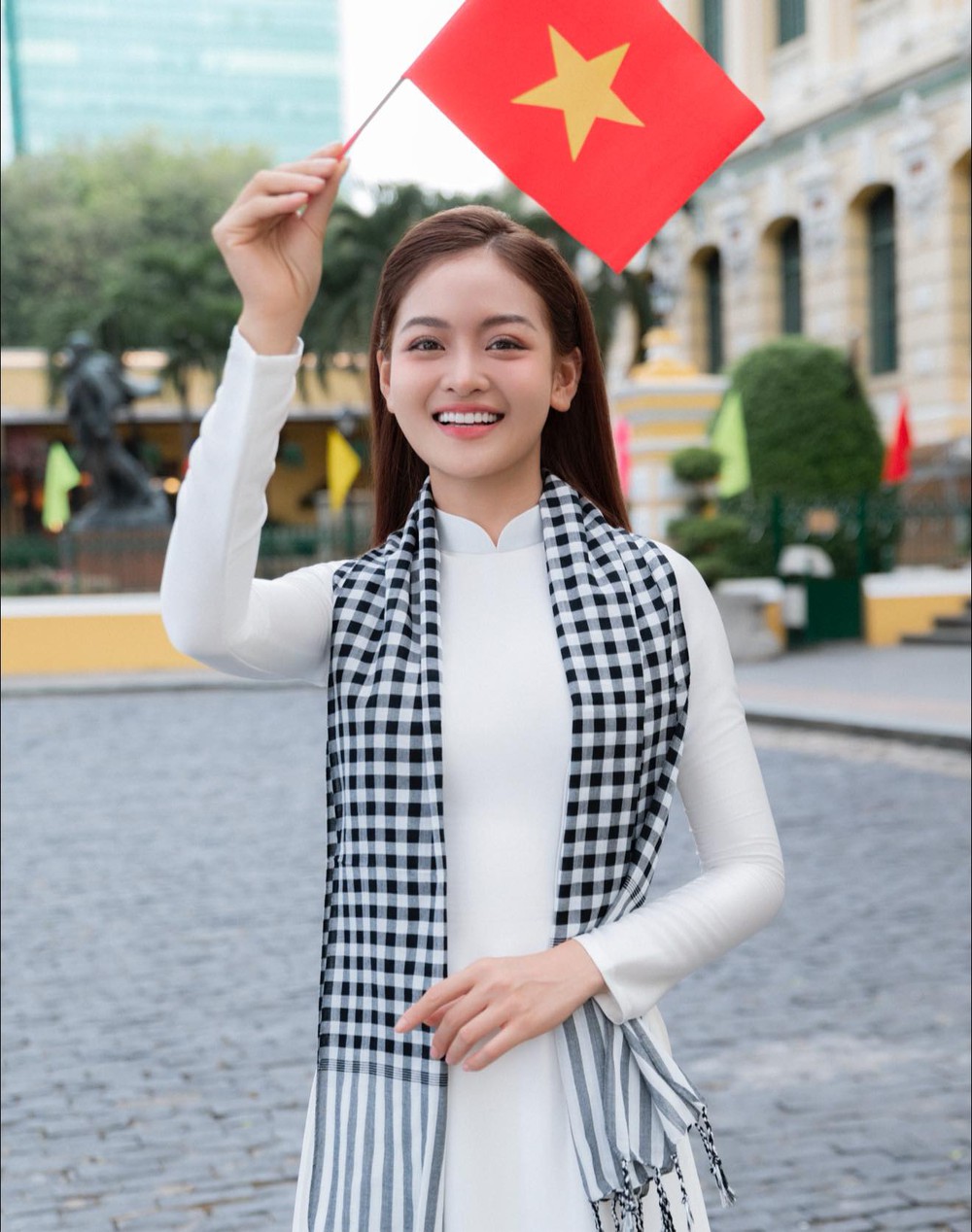 Diễn viên Thuỳ Anh: 'Tôi luôn khao khát những vai diễn khó, khổ, dị và nặng tâm lý' - Ảnh 8.