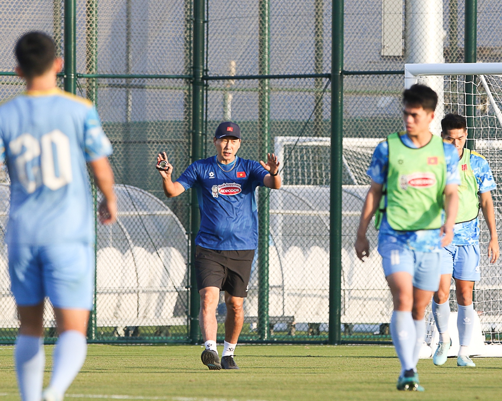 Cầu thủ Ninh Bình là "quân bài trong tay áo" của HLV Kim Sang Sik ở VCK U23 châu Á 2026 - Ảnh 2. Cầu thủ Ninh Bình là "quân bài trong tay áo" của HLV Kim Sang Sik ở VCK U23 châu Á 2026 - Ảnh 2.