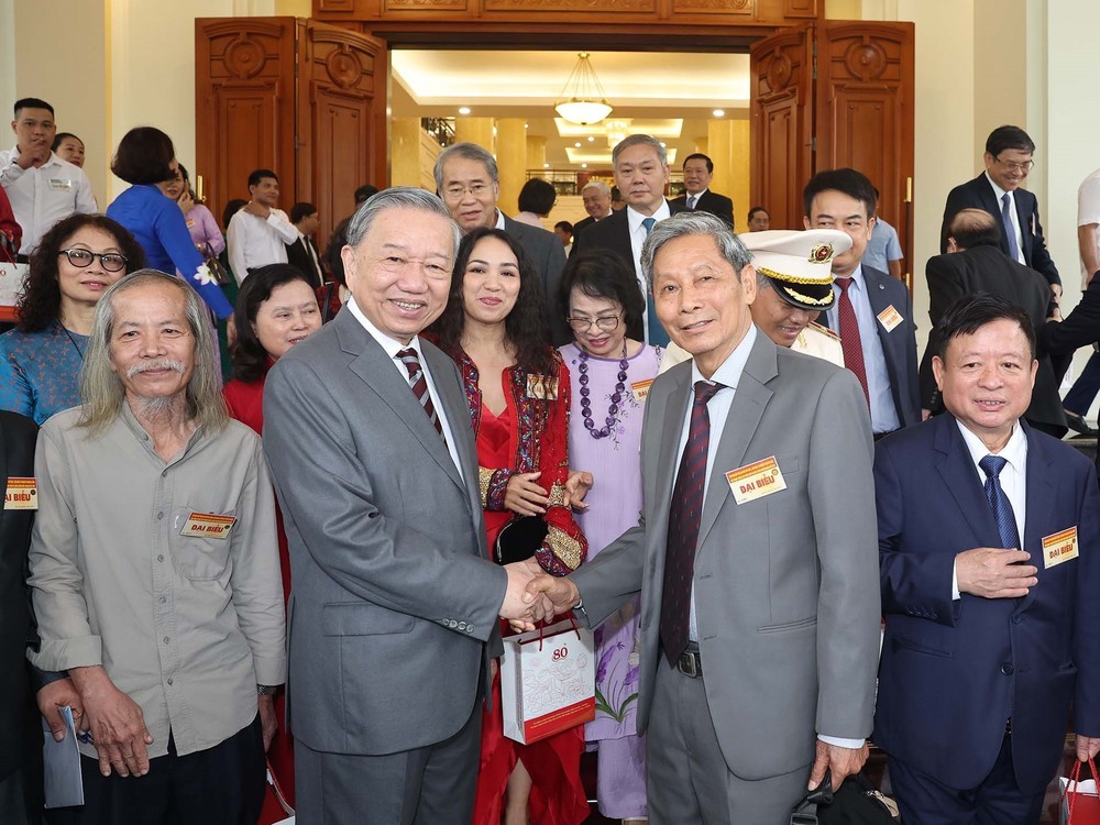 Công bố 15 sự kiện văn học nghệ thuật tiêu biểu năm 2025 - Ảnh 1.