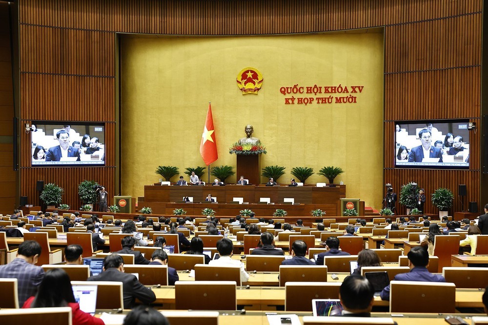 Kỳ họp thứ 10, Quốc hội khóa XV: Đặt người dân làm trung tâm trong hoạch định và thực thi chính sách - Ảnh 3. Kỳ họp thứ 10, Quốc hội khóa XV: Đặt người dân làm trung tâm trong hoạch định và thực thi chính sách - Ảnh 3.