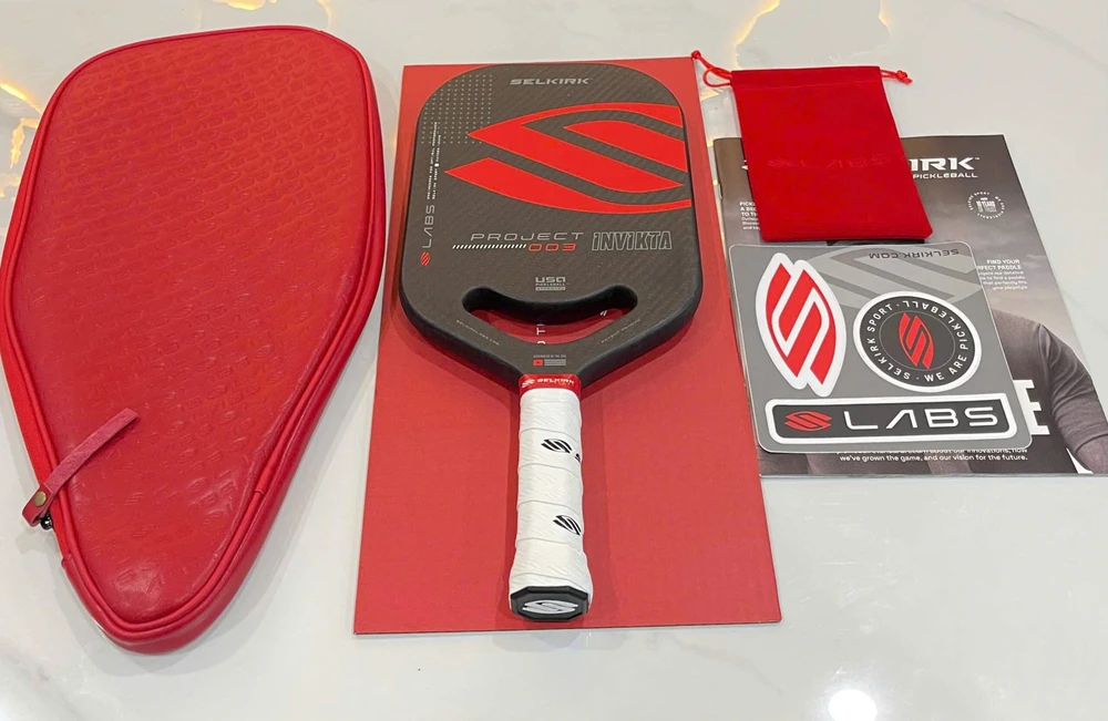 Những cây vợt pickleball đắt nhất thị trường hiện nay, có mẫu lên tới 260 triệu đồng - Ảnh 3. Những cây vợt pickleball đắt nhất thị trường hiện nay, có mẫu lên tới 260 triệu đồng - Ảnh 3.