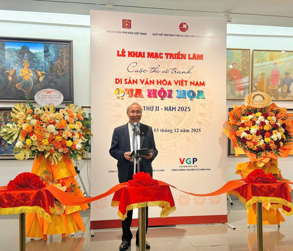 Hơn 1.300 tác phẩm vẽ về di sản văn hóa Việt Nam: Lan tỏa tình yêu và cảm hứng sáng tạo - Ảnh 2. Hơn 1.300 tác phẩm vẽ về di sản văn hóa Việt Nam: Lan tỏa tình yêu và cảm hứng sáng tạo - Ảnh 2.