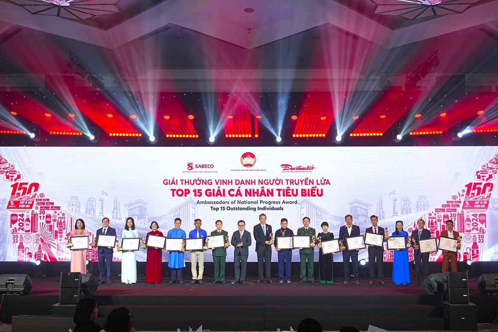 SABECO khép lại chiến dịch "150 Năm Di Sản Vươn Cao", công bố Top 15 Gương mặt Truyền lửa - Ảnh 1. SABECO khép lại chiến dịch "150 Năm Di Sản Vươn Cao", công bố Top 15 Gương mặt Truyền lửa - Ảnh 1.