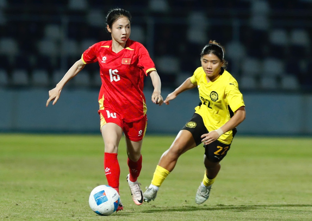 Tin nóng bóng đá Việt hôm nay 6/12: U22 Việt Nam nghỉ dài nhất SEA Games 2025; HLV Thái Lan đánh giá cao đội tuyển nữ Việt Nam - Ảnh 2.