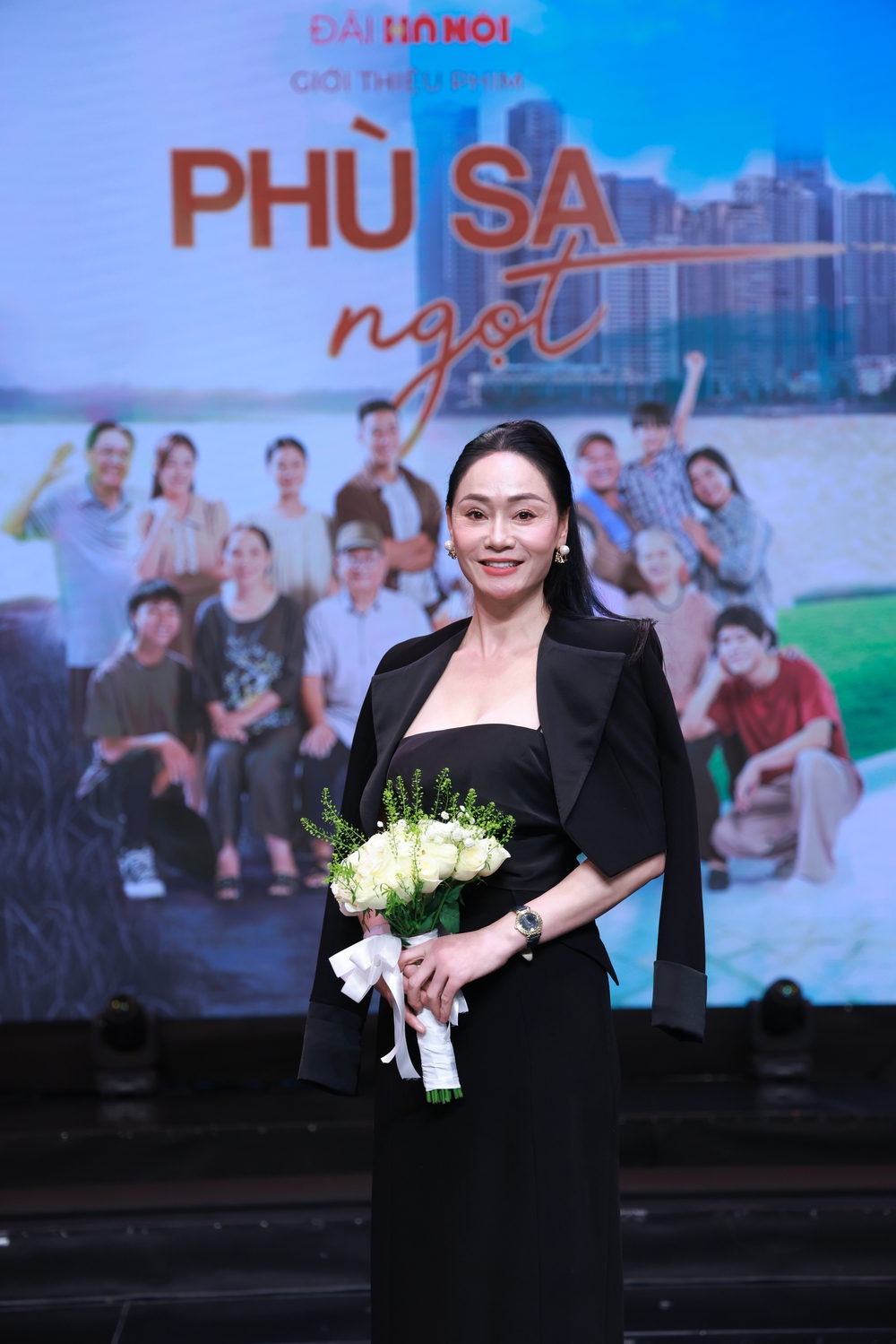 &quot;Phù sa ngọt&quot;: Câu chuyện dung dị về cuộc sống ven sông Hồng - Ảnh 3.