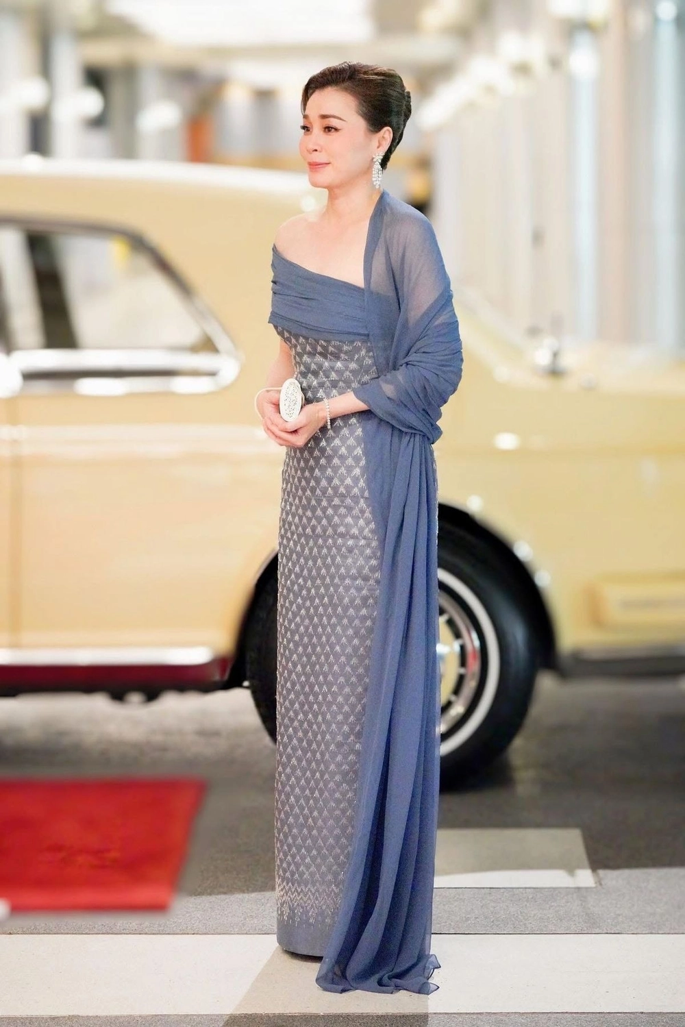 Hoàng hậu Thái Lan tham gia tranh tài tại SEA Games 2025 - Ảnh 3.