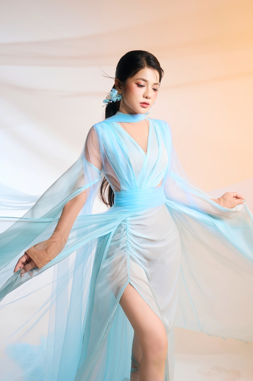 Bảo Yến Rosie trưởng thành và đầy dịu dàng trong MV Bớt một lần ngốc - Ảnh 4.