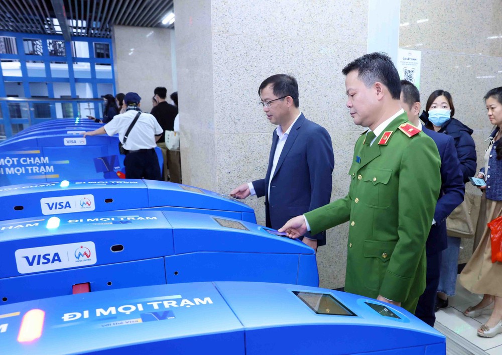 Hà Nội áp dụng hệ thống kiểm soát vé tự động ứng dụng giải pháp sinh trắc học trên tuyến đường sắt đô thị 2A Cát Linh – Hà Đông - Ảnh 8.