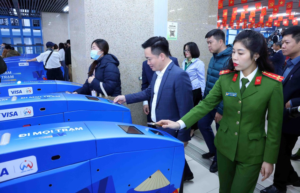 Hà Nội áp dụng hệ thống kiểm soát vé tự động ứng dụng giải pháp sinh trắc học trên tuyến đường sắt đô thị 2A Cát Linh – Hà Đông - Ảnh 7.