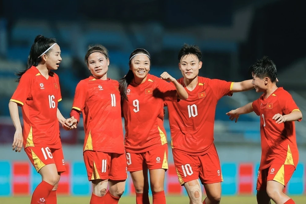 HLV Mai Đức Chung: ‘Cả 3 mục tiêu đội tuyển Việt Nam đều đạt được’ - Ảnh 3.