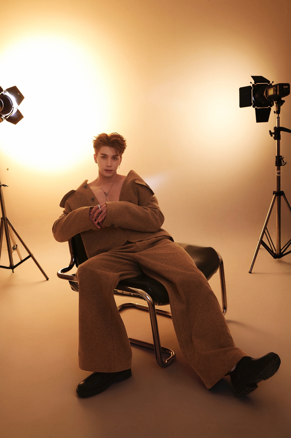 Ryan ra mắt bản pop ballad "I'm Missing You", hợp tác producer Hàn Quốc - Ảnh 2. Ryan ra mắt bản pop ballad "I'm Missing You", hợp tác producer Hàn Quốc - Ảnh 2.