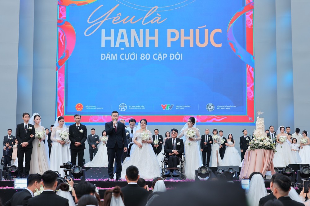 Vietnam Happy Fest 2025: Lễ cưới tập thể của 80 cặp đôi - Ảnh 2.