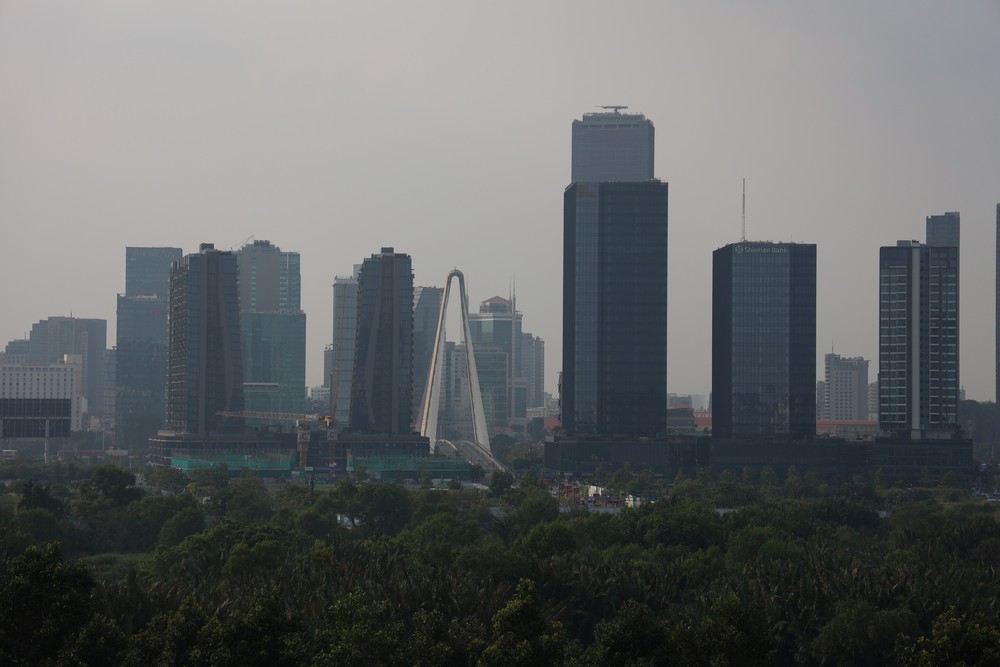 Thành phố Hồ Chí Minh: Giao thông đường bộ gây ô nhiễm, bụi mịn vượt chuẩn nhiều lần - Ảnh 1. Thành phố Hồ Chí Minh: Giao thông đường bộ gây ô nhiễm, bụi mịn vượt chuẩn nhiều lần - Ảnh 1.