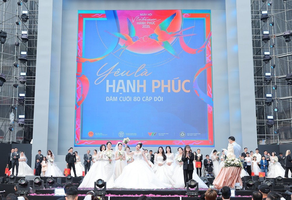Vietnam Happy Fest 2025: Lễ cưới tập thể của 80 cặp đôi - Ảnh 6.