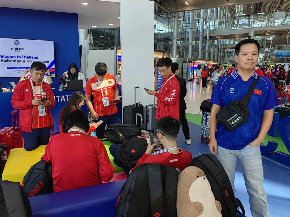 Đoàn Thể thao Việt Nam đã đến Thái Lan, dự lễ thượng cờ vào chiều 8/12 - Ảnh 4. Đoàn Thể thao Việt Nam đã đến Thái Lan, dự lễ thượng cờ vào chiều 8/12 - Ảnh 4.