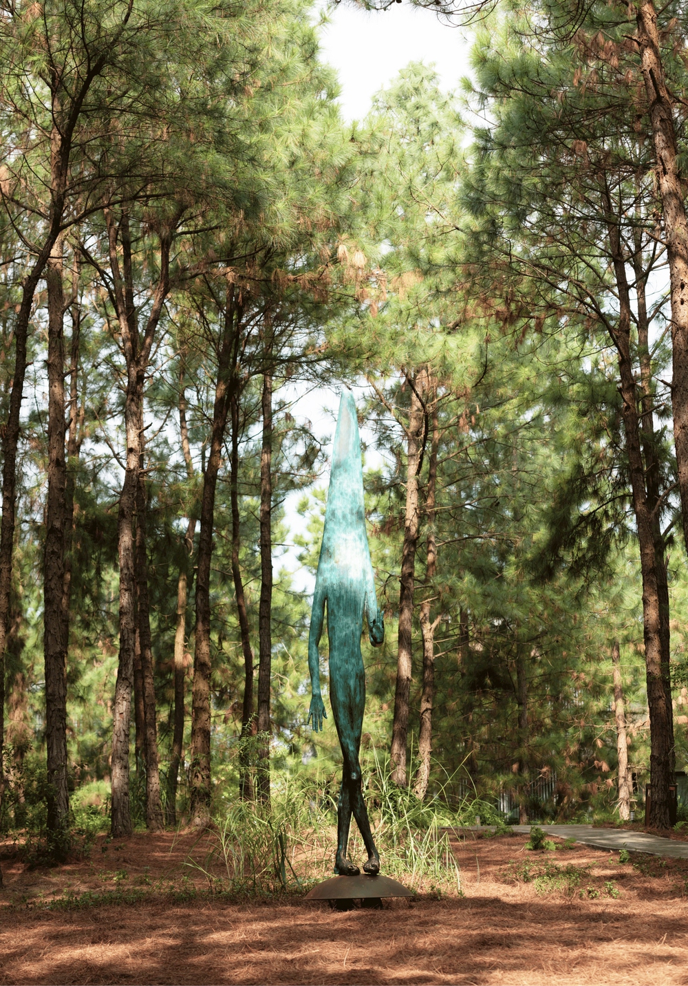 Họa sĩ Vũ Hồng Nguyên: "Nghĩ đến 40 năm sau trong việc giáo dục nghệ thuật" - Ảnh 3. Họa sĩ Vũ Hồng Nguyên: "Nghĩ đến 40 năm sau trong việc giáo dục nghệ thuật" - Ảnh 3.