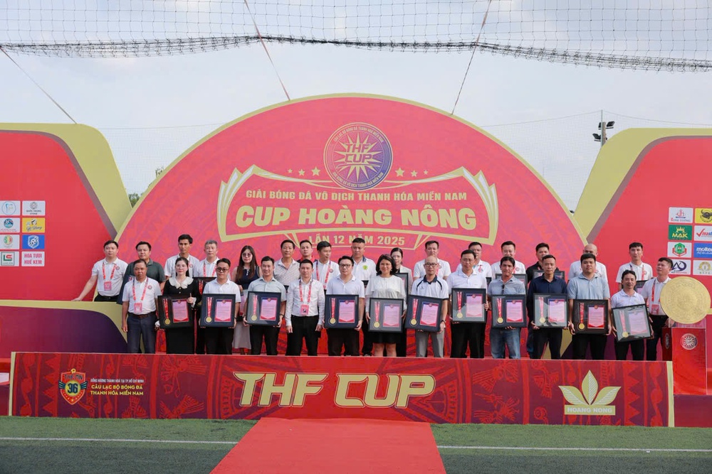 Khai mạc giải bóng đá gắn kết cộng đồng xứ Thanh - Ảnh 1. Khai mạc giải bóng đá gắn kết cộng đồng xứ Thanh - Ảnh 1.