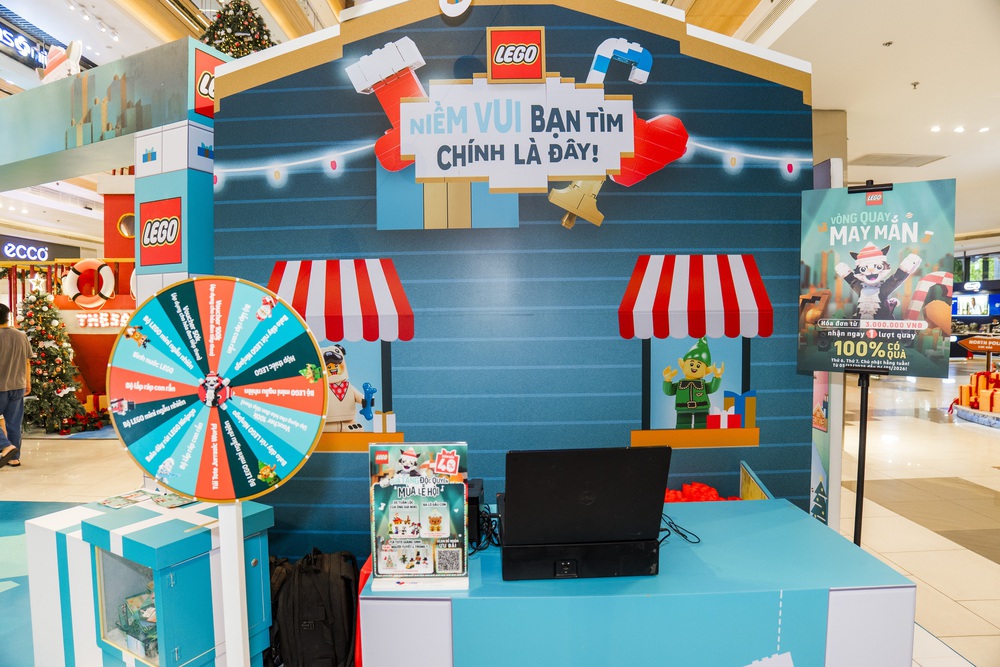 Lego tạo không gian kết nối với sự kiện Giáng sinh - Ảnh 4. Lego tạo không gian kết nối với sự kiện Giáng sinh - Ảnh 4.
