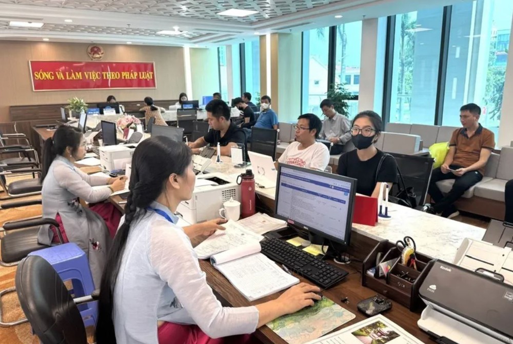 Kỳ họp thứ 10, Quốc hội khóa XV: Tăng cường phân cấp, phân quyền cho Thủ đô - Ảnh 1. Kỳ họp thứ 10, Quốc hội khóa XV: Tăng cường phân cấp, phân quyền cho Thủ đô - Ảnh 1.