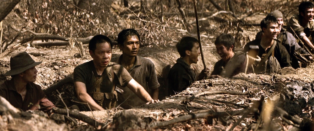 Thấy gì từ Top 10 phim Việt Nam ăn khách nhất năm 2025? - Ảnh 3. Thấy gì từ Top 10 phim Việt Nam ăn khách nhất năm 2025? - Ảnh 3.