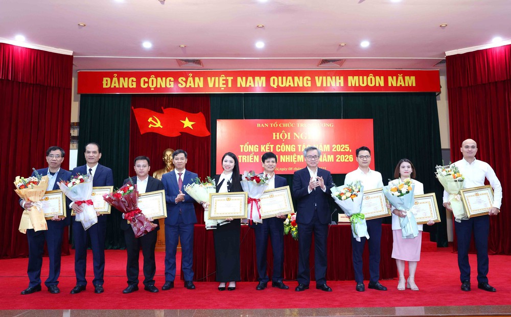 Hội nghị tổng kết công tác năm 2025 Ban Tổ chức Trung ương - Ảnh 10.