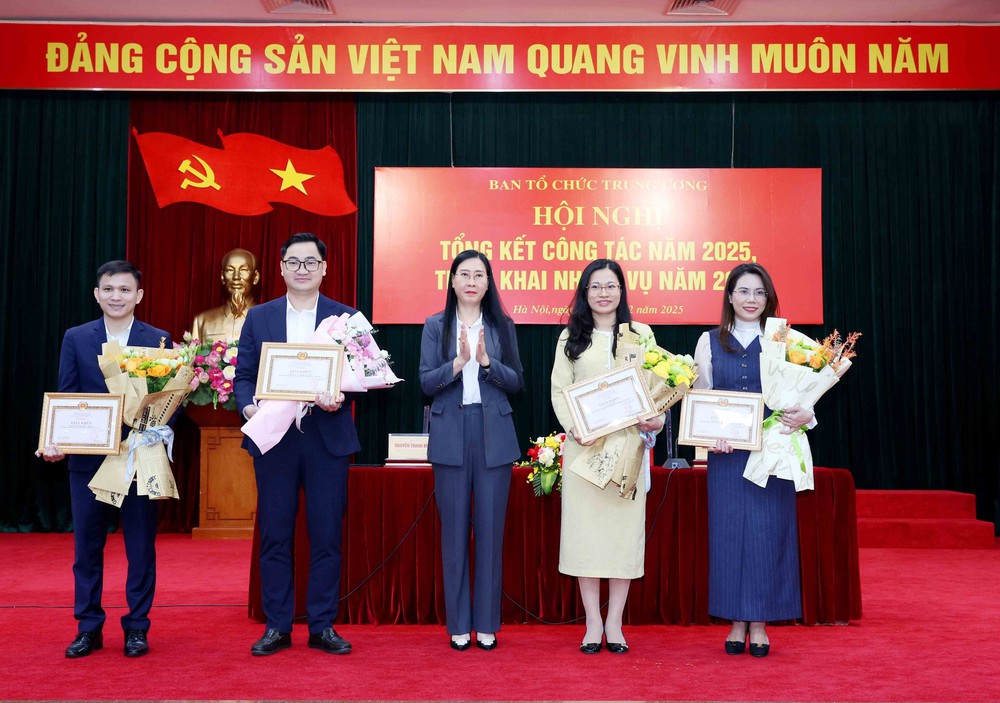 Hội nghị tổng kết công tác năm 2025 Ban Tổ chức Trung ương - Ảnh 8.