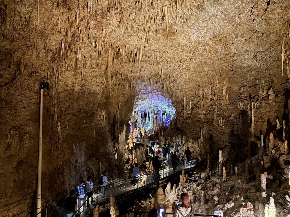 Động Gyokusendo - Kỳ quan thạch nhũ tráng lệ ở Okinawa (Nhật Bản) - Ảnh 11. Động Gyokusendo - Kỳ quan thạch nhũ tráng lệ ở Okinawa (Nhật Bản) - Ảnh 11.