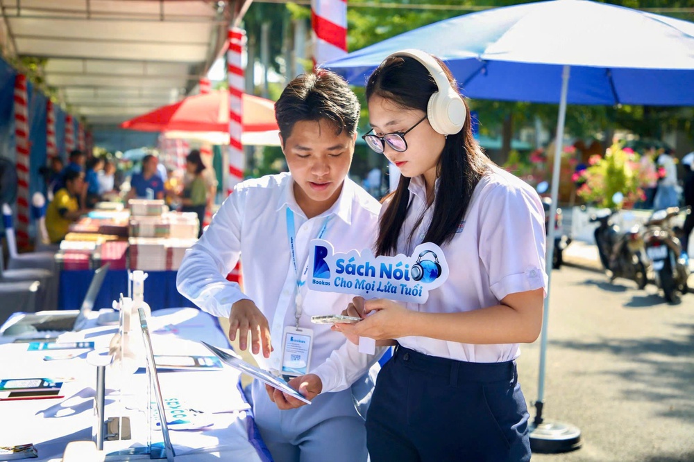 Lễ hội Đường sách Tết Ất Tỵ năm 2025: Sách nói Bookas thu hút hàng vạn lượt truy cập - Ảnh 3.