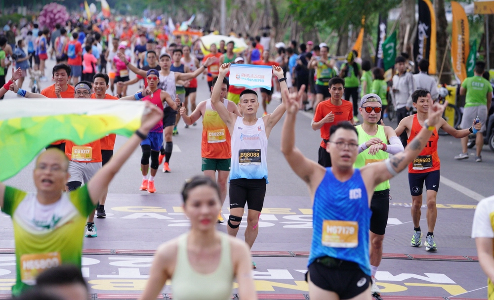 Runner phong trào xuất sắc có thể tranh tài ở giải marathon vô địch châu Á 2025 - Ảnh 1.