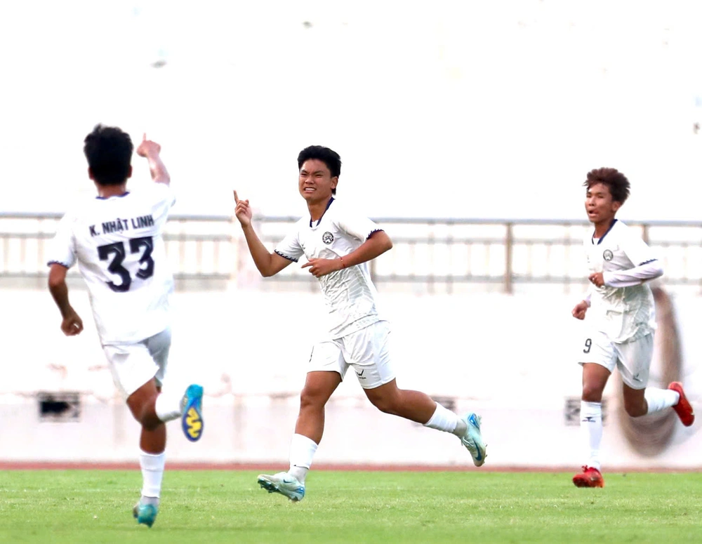 Con trai Quang Hải tỏa sáng ngoạn mục ngày khai màn VCK U19 Quốc gia 2025  - Ảnh 1.