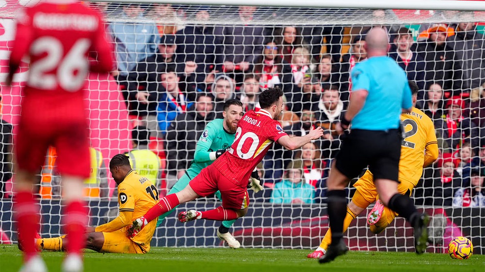 TRỰC TIẾP bóng đá Liverpool vs Wolves (2-1, hiệp 2): Matheus Cunha nhen nhóm hy vọng cho đội khách - Ảnh 4.