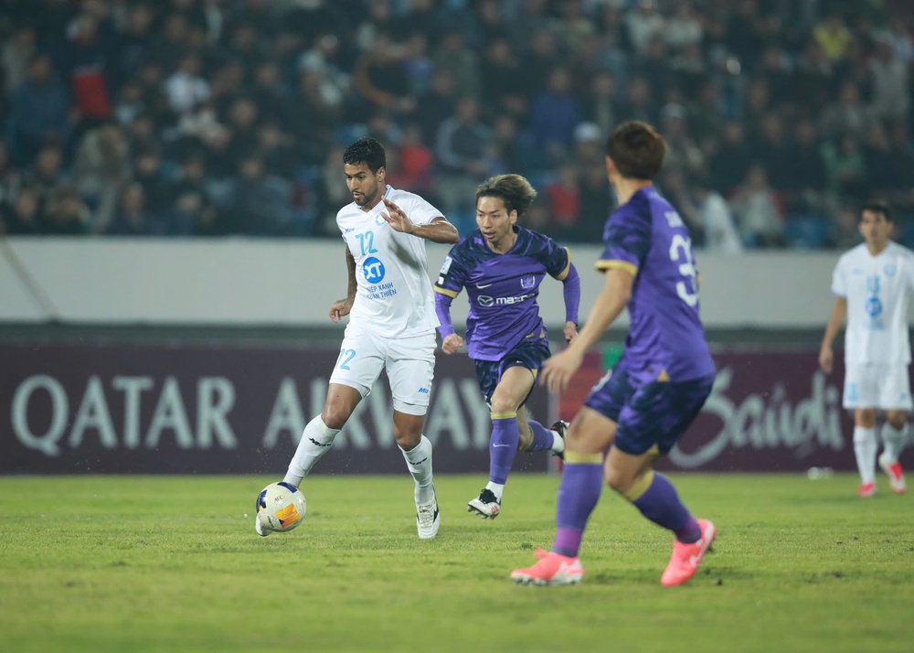 Nhận định, soi tỷ lệ Sanfrecce vs Nam Định 17h00 ngày 19/2, vòng 1/8 AFC Champions League 2 - Ảnh 2.