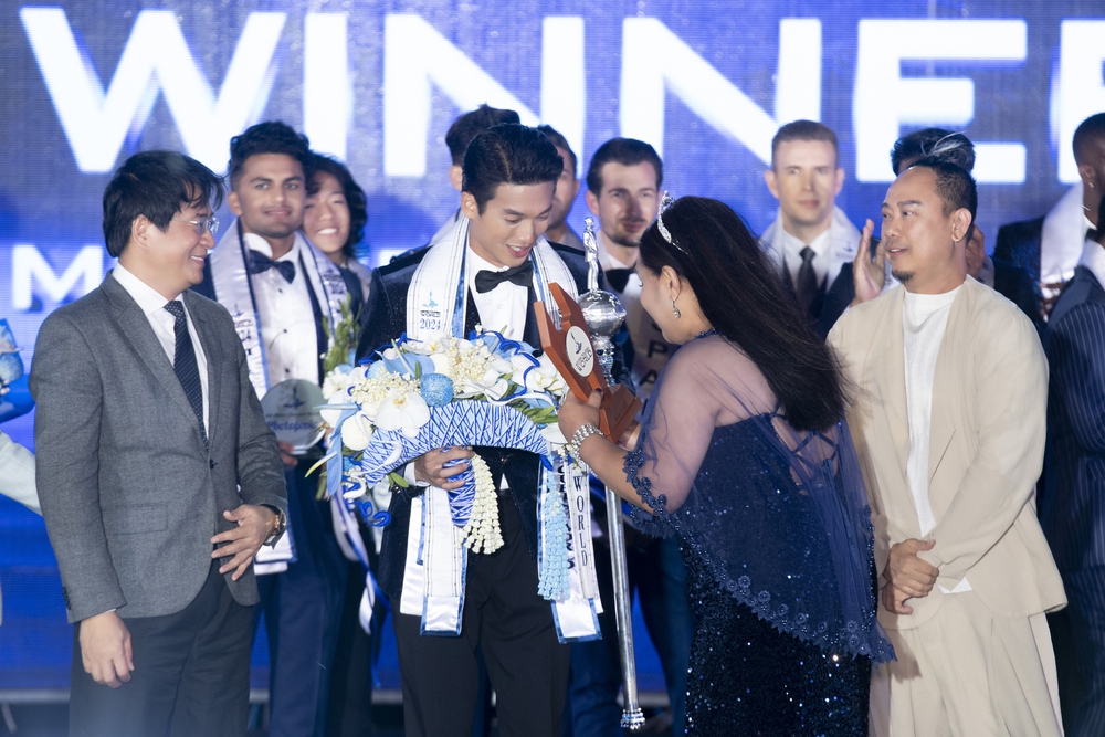 Hưng Nguyễn đăng quang Mister Tourism World 2025 - Ảnh 1.