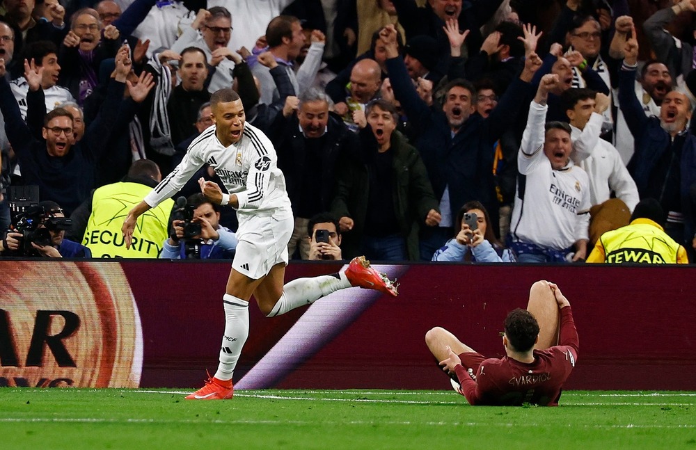 'Quái vật' Mbappe lập hat-trick, Real Madrid tiễn Man City rời khỏi Champions League - Ảnh 1.