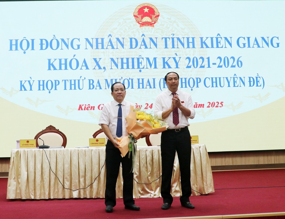 Bầu ông Nguyễn Thanh Phong giữ chức Phó Chủ tịch UBND tỉnh Kiên Giang  - Ảnh 1.