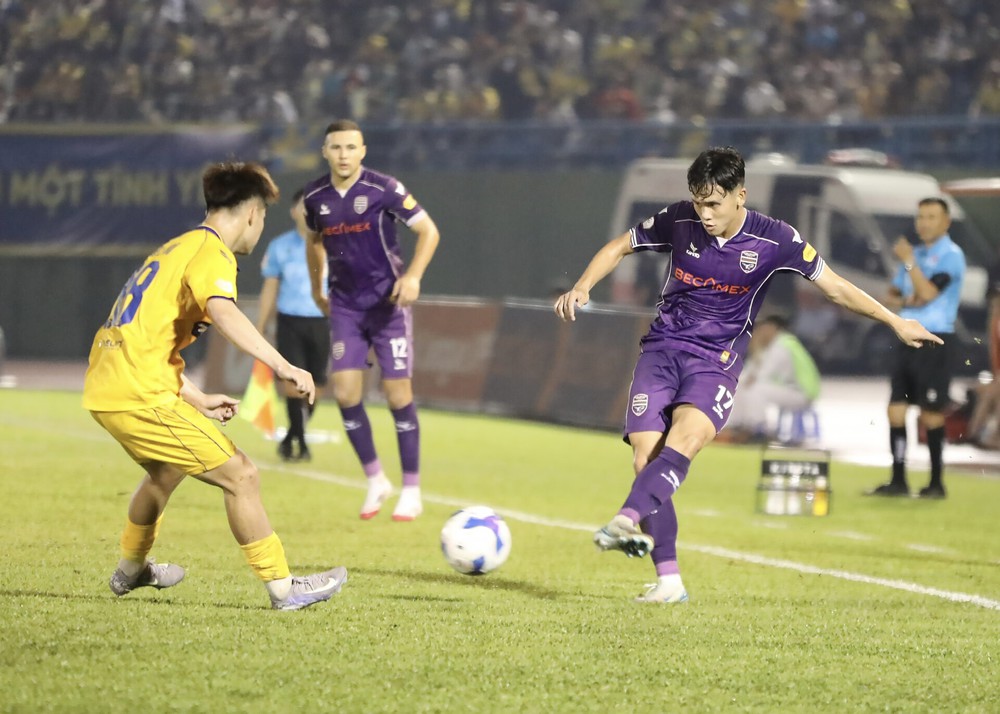 Soi Kèo bóng đá V-League hôm nay 1/2 & 2/3: SLNA vs Công an Hà Nội, TPHCM vs HAGL, Hà Nội vs Đà Nẵng - Ảnh 6.