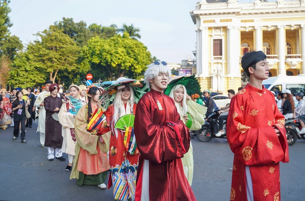 Trào lưu người trẻ Việt tìm về với cổ phục - tiềm năng xây dựng công nghiệp văn hóa từ các giá trị truyền thống - Ảnh 7.