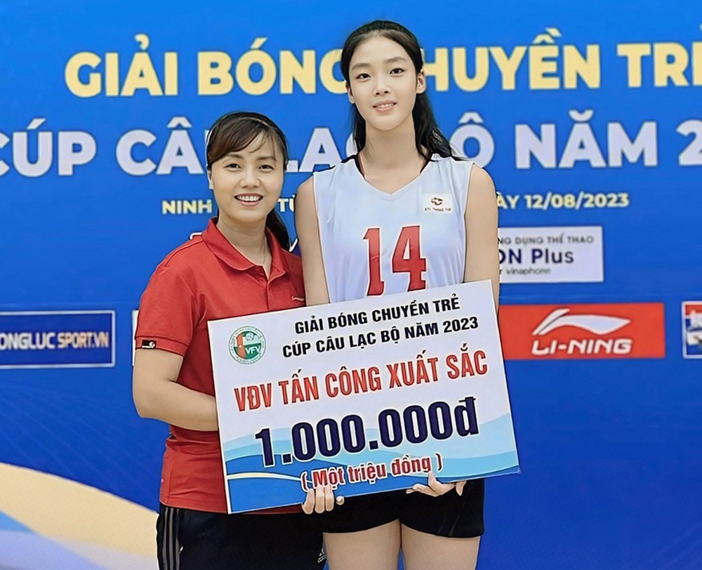 Tin nóng thể thao sáng 10/2: 'Truyền nhân' của Thanh Thúy cao 1m87 nhận quyết định quan trọng; đồng đội cũ của Bích Tuyền dính chấn thương nặng - Ảnh 1.