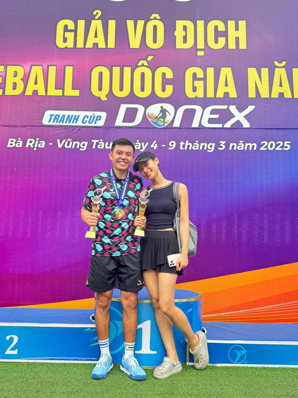 Vợ xinh gửi tâm thư cho Lý Hoàng Nam sau chức vô địch pickleball quốc gia, nói rõ điều ngưỡng mộ  - Ảnh 1.