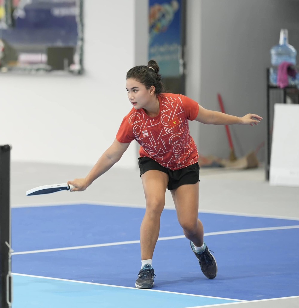 Bóng hồng tennis Việt Nam  bất ngờ càn quét các sân pickleball, gây sốt với cú ATP mãn nhãn - Ảnh 6.