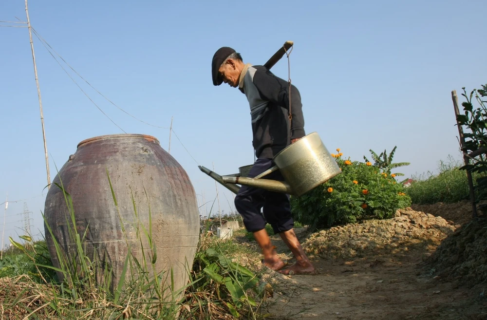 Cuộc sống sau ống kính: Còn ai đi gánh nước sông? - Ảnh 4.