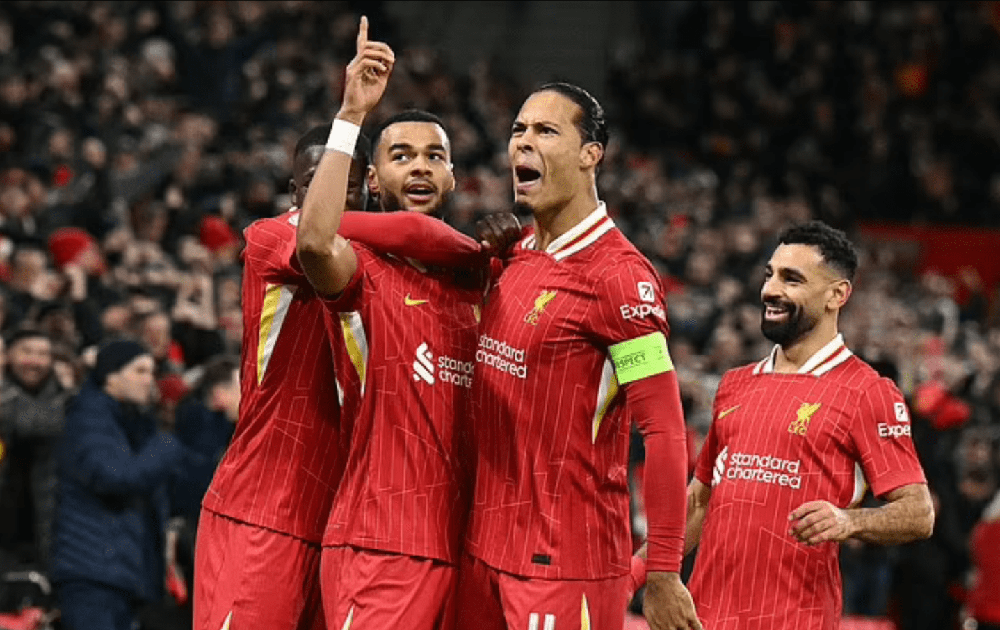 Liverpool từ cú &quot;ăn bốn&quot; giờ chỉ còn &quot;ăn một&quot; chỉ trong vòng một tháng - Ảnh 1.