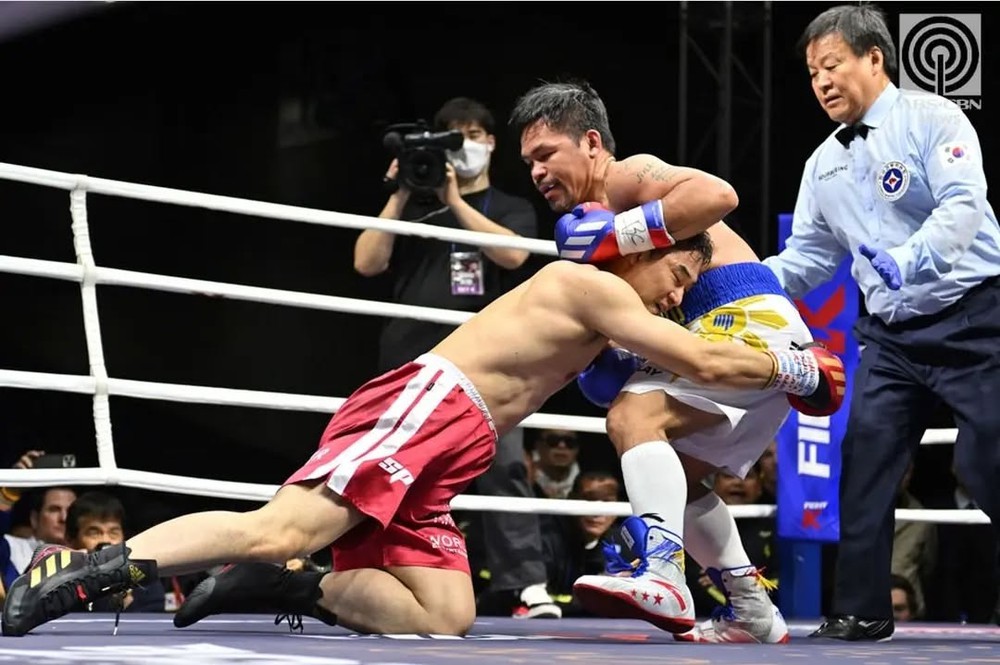 'Lý Tiểu Long' Hàn Quốc thể hiện tuyệt kỹ 'cú đấm 0 inch' trước 2 võ sĩ Nhật Bản, cộng đồng mạng tranh cãi dữ dội - Ảnh 3.