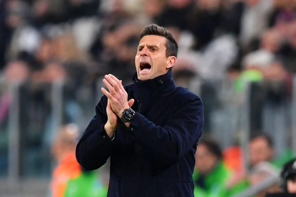 HLV Thiago Motta đang chịu sức ép lớn ở Juventus