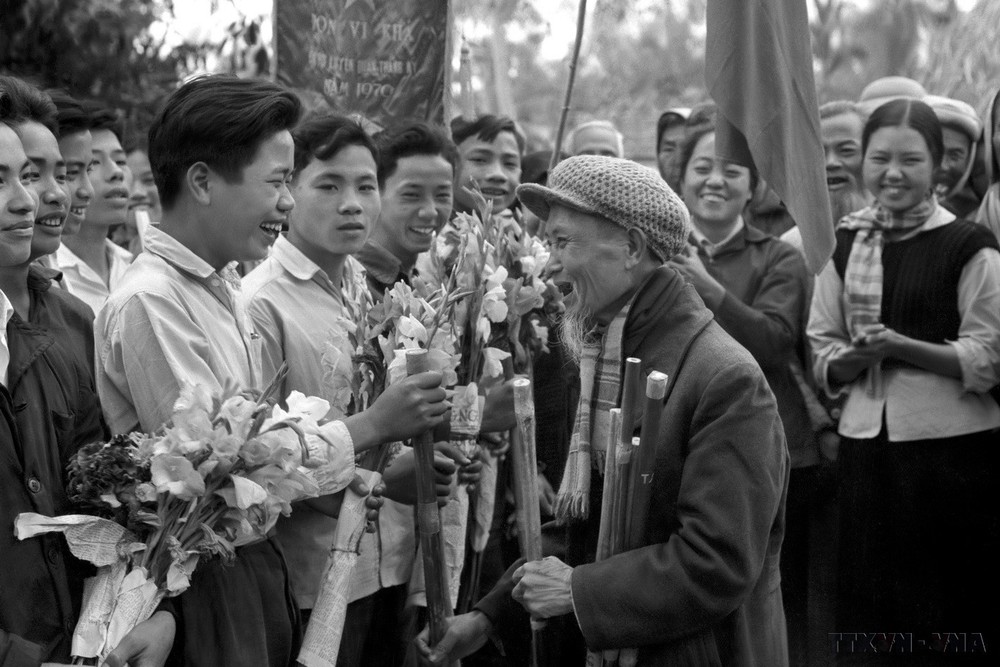 50 năm thống nhất đất nước: Thanh niên xung phong - Sống như những đóa hoa thép - Ảnh 3.